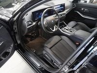 Begagnad BMW 330e Shadowline 184 HK (135 kW) 2022 Svart Kombi