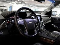 begagnad Chevrolet Suburban V8 4WD Hydra-Matic PREMIER ST TV Fullutr