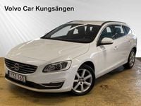 Begagnad Volvo V60 Momentum 151 HK (111 kW) 2017 Vit Kombi