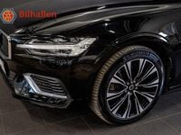 Begagnad Volvo V60 Core 253 HK (186 kW) 2022 Svart Kombi