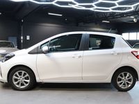 begagnad Toyota Yaris Hybrid e-CVT BACKKAMERA FINT SKICK 101HK