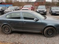 begagnad Skoda Octavia 1.6 MPI Euro 4 2005, Halvkombi