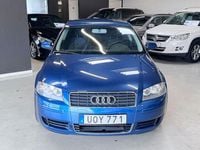 Begagnad Audi A3 Attraction 102 HK (75 kW) 2003 Mörkblå (blå) Halvkombi