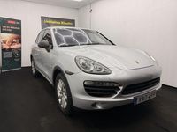 Begagnad Porsche Cayenne 239 HK (175 kW) 2011 Grå SUV