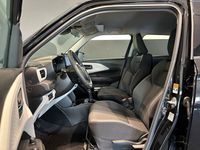 Begagnad Suzuki Swift 83 HK (61 kW) 2024 Svart Halvkombi