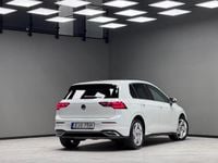 Begagnad VW Golf VIII GTE 245 HK (180 kW) 2020 Vit Halvkombi