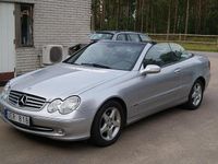 Begagnad Mercedes CLK200 164 HK (120 kW) 2003 Ljusgrå Cab