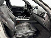 Begagnad BMW 320 M Sport 184 HK (135 kW) 2018 Vit Kombi