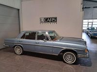 Begagnad Mercedes W108 200 HK (147 kW) 1972 Mörkblå Sedan