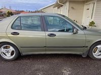 Begagnad Saab 9-5 150 HK (110 kW) 1999 Mossgrön Sedan