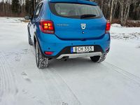 Begagnad Dacia Sandero Stepway 90 HK (66 kW) 2017 Blå Kombi