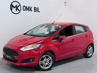 Begagnad Ford Fiesta Titanium 80 HK (58 kW) 2013 Röd Halvkombi