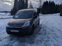 Begagnad Citroën Berlingo 90 HK (66 kW) 2014 Metallic Minibuss