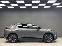 Begagnad Lynk & Co 02 200 kW (272 HK) 2024 Grå SUV