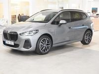 Begagnad BMW 230e Active Tourer Comfort Edition 327 HK (240 kW) 2023 Grå/silver Minibuss