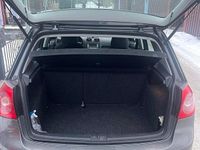 Begagnad VW Golf V 102 HK (75 kW) 2007