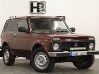 Begagnad Lada niva 83 HK (61 kW) 2010 Grön SUV