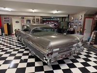 Begagnad Cadillac Fleetwood 310 HK (228 kW) 1958 Chamapgnemetallic Sedan