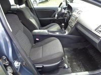 Begagnad Toyota Avensis Business Edition 127 HK (93 kW) 2010 Mörkblå Kombi