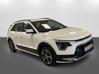 Begagnad Kia Niro 105 HK (77 kW) 2022 /ud/ clear white SUV