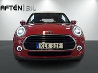 Begagnad Mini Cooper Essential 136 HK (100 kW) 2019 Röd Halvkombi