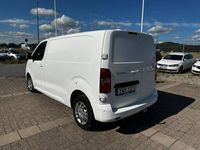 begagnad Citroën Jumpy 2.0 BlueHDi LÅNG EU6 VÄRMARE DRAG 3-SITS 2-ÅRS