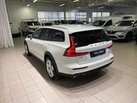 Begagnad Volvo V60 CC 200 HK (147 kW) 2022 Vit Kombi