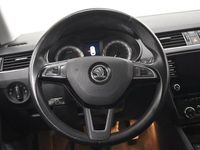 Begagnad Skoda Octavia Style 116 HK (85 kW) 2018 Vit Kombi