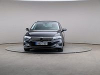 Begagnad VW Passat Executive 200 HK (147 kW) 2022 Svart Kombi