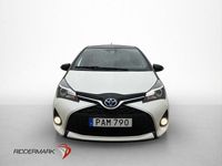 Begagnad Toyota Yaris Hybrid Style 101 HK (74 kW) 2016 Vit Halvkombi