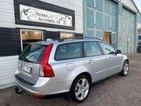 begagnad Volvo V50 2.0 D Kinetic Euro 4/Drag/KamremBytt/Nybesiktad