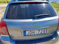 Begagnad Toyota Avensis 129 HK (94 kW) 2008 Kombi