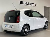 begagnad VW up! HighUP 1.0 MPI PREMIUM SPORT PANORAMA VAT 2012, Halvkombi