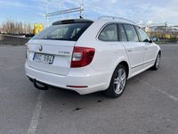 begagnad Skoda Superb Kombi 2.0 TDI