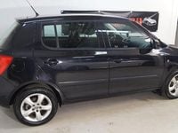 Begagnad Skoda Fabia 86 HK (63 kW) 2009 Svart Halvkombi