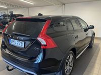 begagnad Volvo V60 CC D4 Auto/Summum/1-Ägare/9200Mil/Dragk