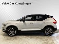 Begagnad Volvo XC40 R-Design 214 HK (157 kW) 2021 Silver SUV