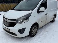 Begagnad Opel Vivaro 120 HK (88 kW) 2015 Minibuss