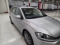 Begagnad VW Golf VII 116 HK (85 kW) 2017 Silver Kombi