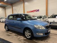 Begagnad Skoda Fabia Elegance 86 HK (63 kW) 2013 Blå Halvkombi