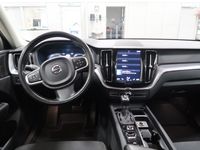 begagnad Volvo XC60 T5 AWD Momentum Advanced SE II