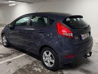 Begagnad Ford Fiesta Trend 69 HK (50 kW) 2011 Blå Halvkombi