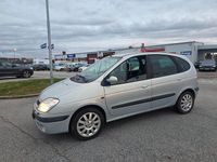 Begagnad Renault Scénic II 139 HK (102 kW) 2003 Grå Minibuss