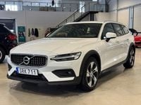 Begagnad Volvo V60 CC 190 HK (139 kW) 2019 Vit Kombi