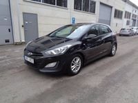 Begagnad Hyundai i30 110 HK (80 kW) 2013 Svart Halvkombi