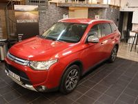 begagnad Mitsubishi Outlander 2.2 Di-D 4WD 7 sistsa 0 2015, SUV