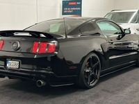 begagnad Ford Mustang GT V8 Manuell 320hk 2010 *Delbetala 2399KR/MÅN