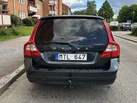 begagnad Volvo V70 D2 Geartronic Momentum Euro 5