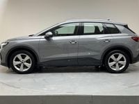Begagnad Audi Q4 e-tron Comfort 150 kW (204 HK) 2022 Grå SUV