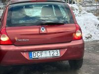 Begagnad Renault Clio R.S. 75 HK (55 kW) 2008 Halvkombi